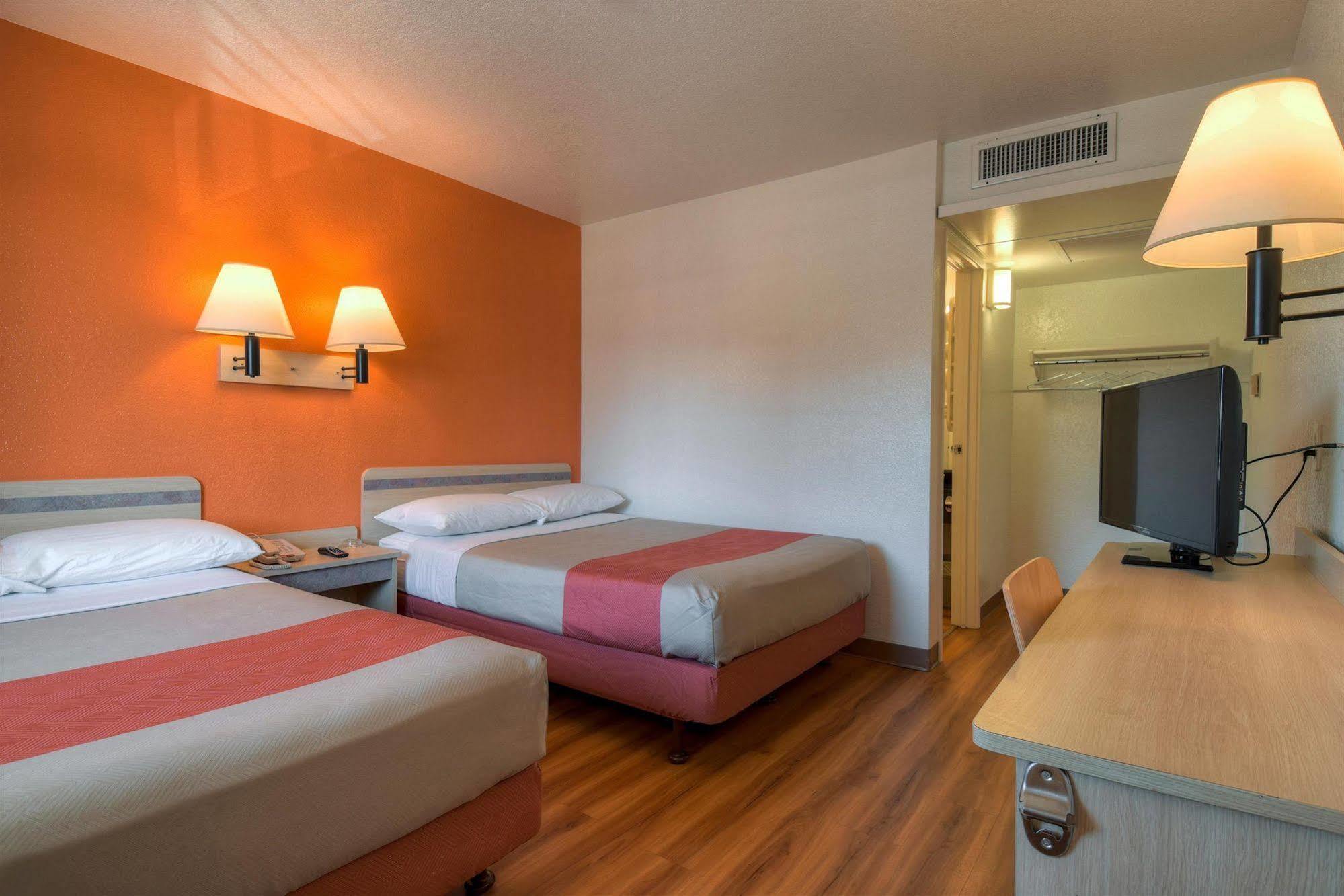 Motel 6-Jurupa Valley, Ca - Riverside West ภายนอก รูปภาพ
